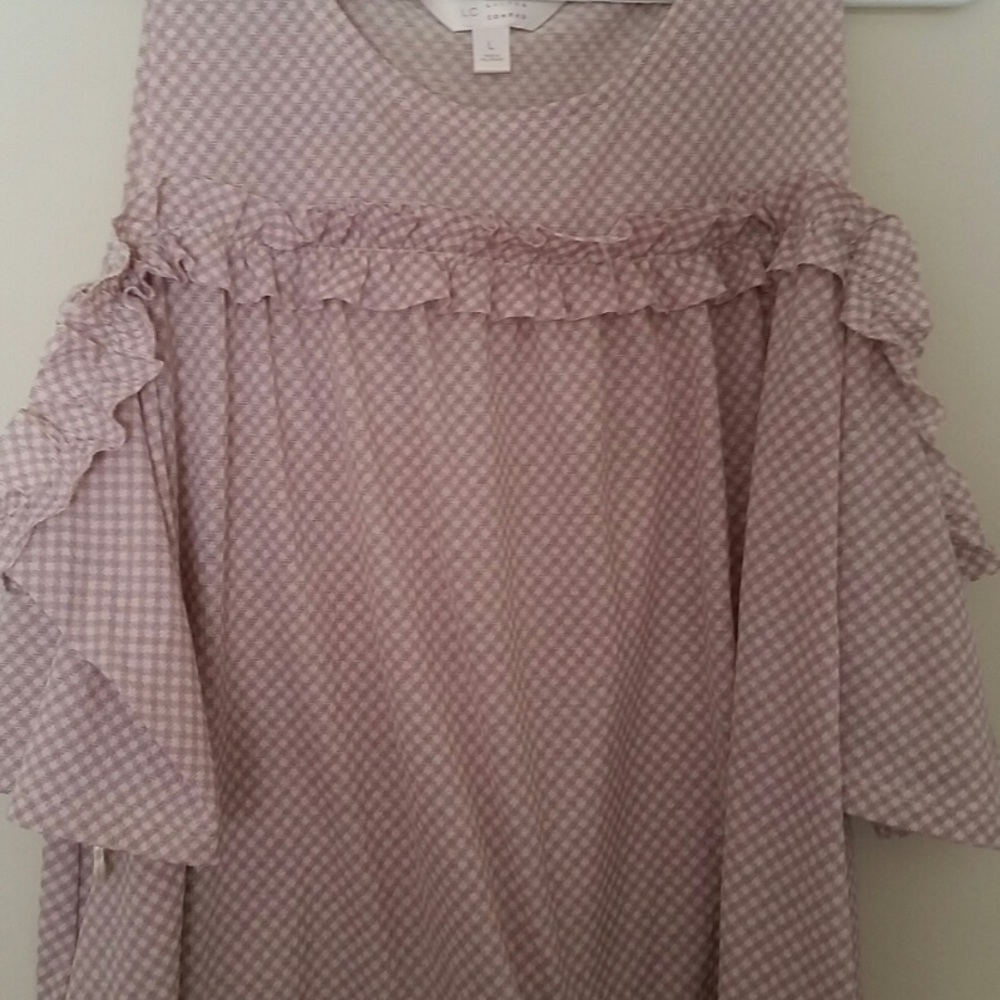 Lauren Conrad cold shoulder blouse